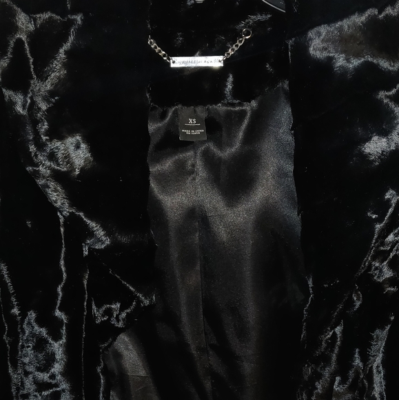 Jacket - Picture 2 of 3